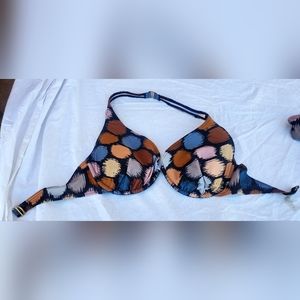 VS 3‎ piece swim suit